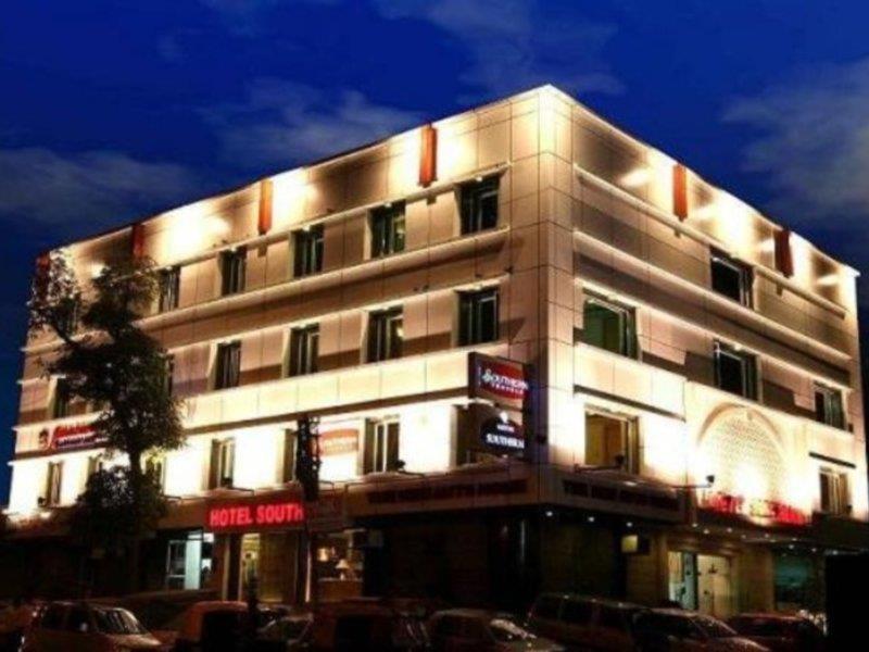 Hotel Southern New Delhi Exterior photo